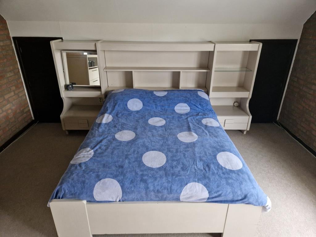 Vintage bedombouw met kapspiegel en lades, Huis en Inrichting, Slaapkamer | Bedden, Ophalen, Gebruikt, Tweepersoons, 140 cm