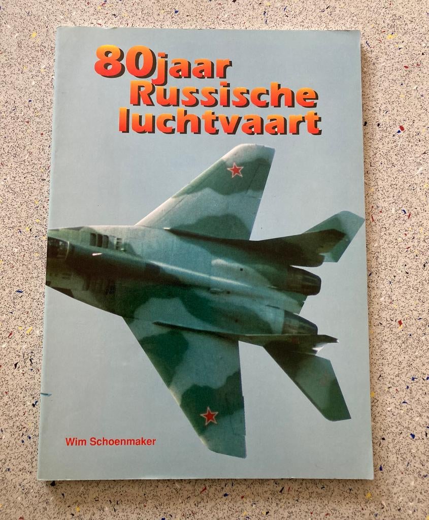 80 jaar Russische Luchtvaart, Verzenden, Zo goed als nieuw, Boek of Tijdschrift