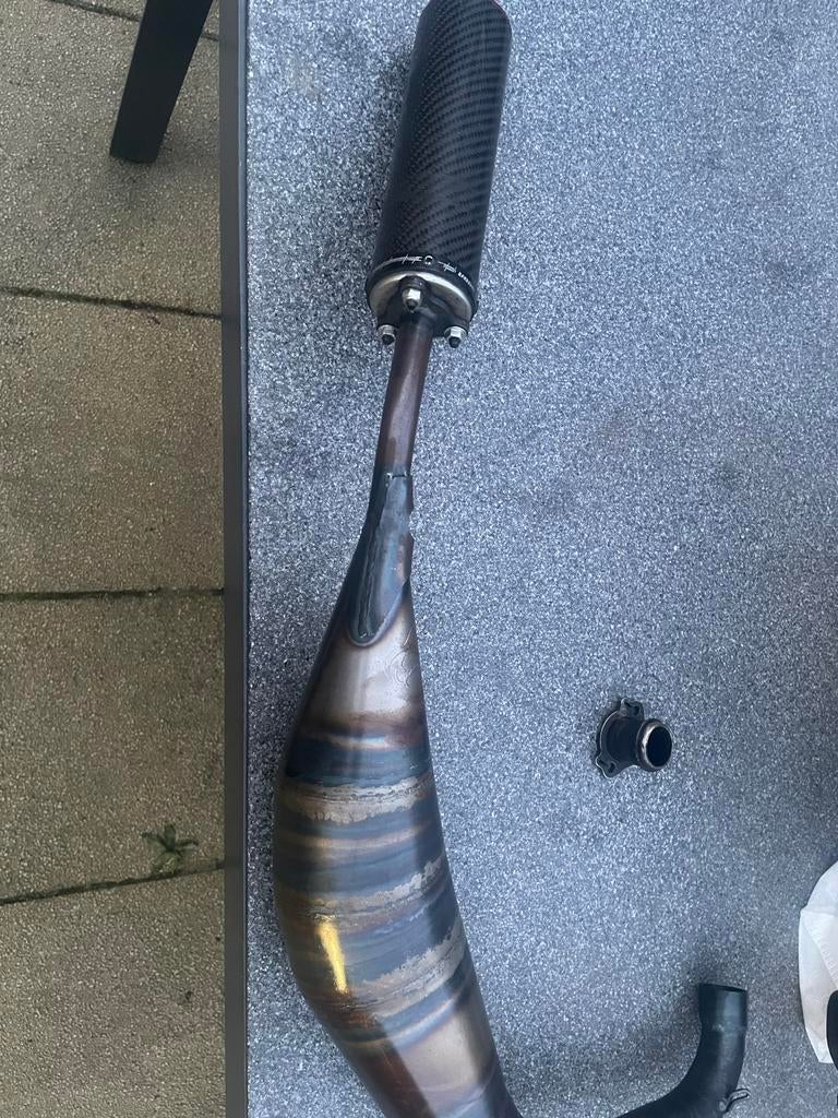 Voca 80cc uitlaat voor Derbi Senda - Zeer nette staat, Ophalen, Zo goed als nieuw, Uitlaat