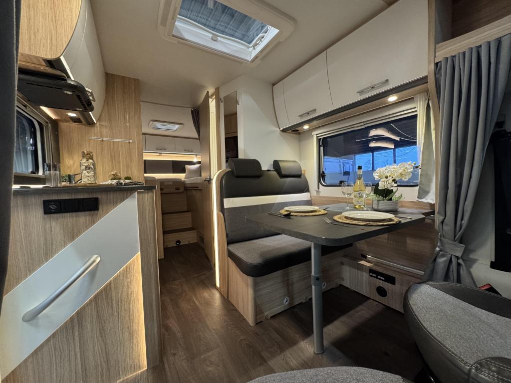 Sunlight T66 Enkele bedden Automaat PAASSHOW 3000 KORTING, Automaat, Afzuigkap, Standaard zit, Sunlight