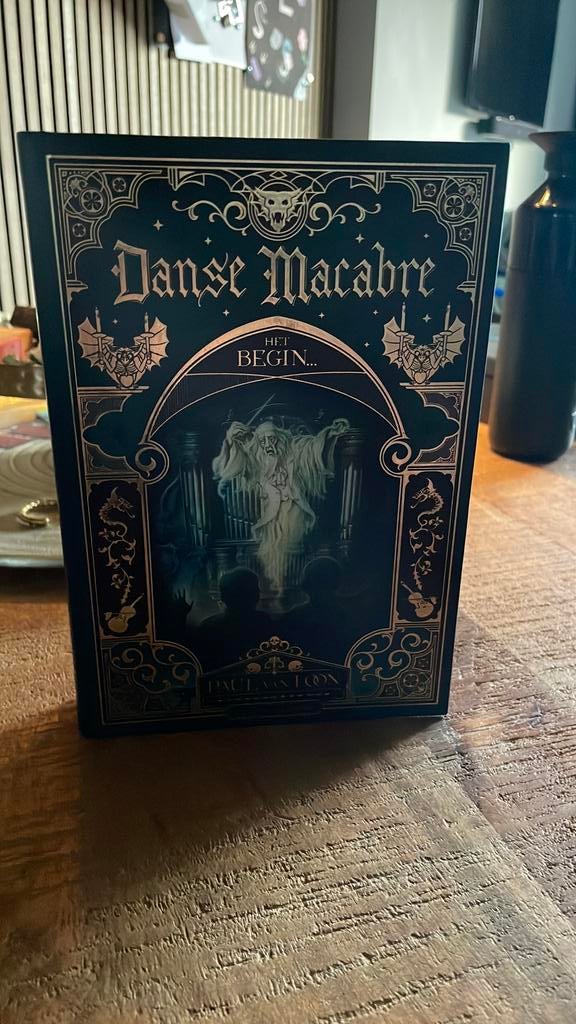 Mooie prachtige boek danse macabre, Ophalen of Verzenden, Zo goed als nieuw, Overige typen