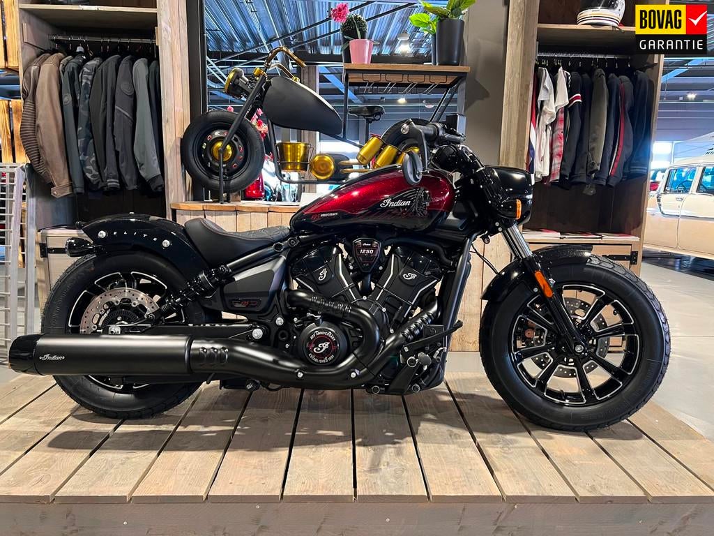 Indian Chopper Scout BOBBER 1250 LTD+TECH ANNIVERSARY nr.194, Motoren, Motoren | Overige merken, Traction Control, Curieweg 6a
2408 BZ  Alphen aan den Rijn, NL