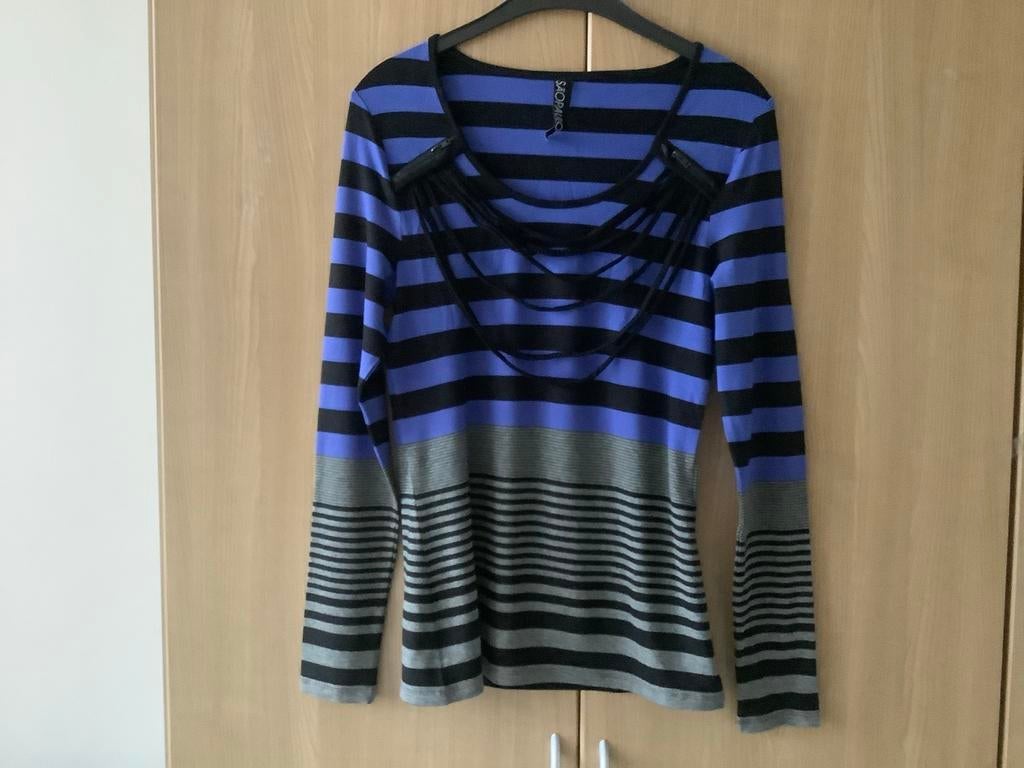 Top// Trui// Shirt.    mt 34.      Sao Paulo., Verzenden, Nieuw, Maat 34 (XS) of kleiner