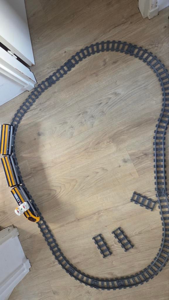 Lego trein met rails en flexibele rails, Ophalen of Verzenden, Zo goed als nieuw