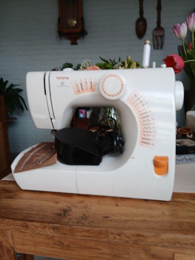 Toyota SE92 naaimachine, Hobby en Vrije tijd, Naaimachines en Toebehoren, Ophalen, Gebruikt, Naaimachine, Overige merken