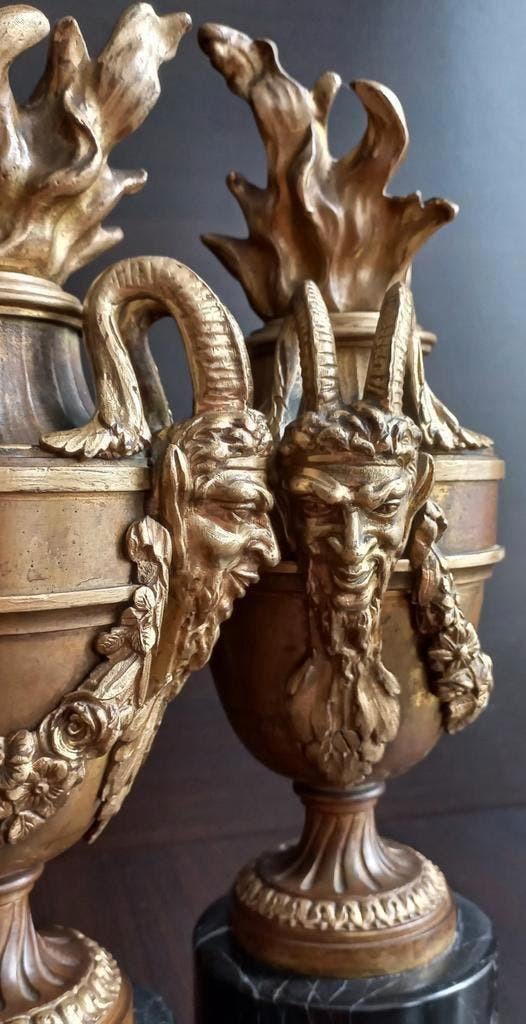 Antiek 2 bronzen urnen,σάτυρος/sátyros vazen op marmer,Brons, Ophalen of Verzenden, Brons