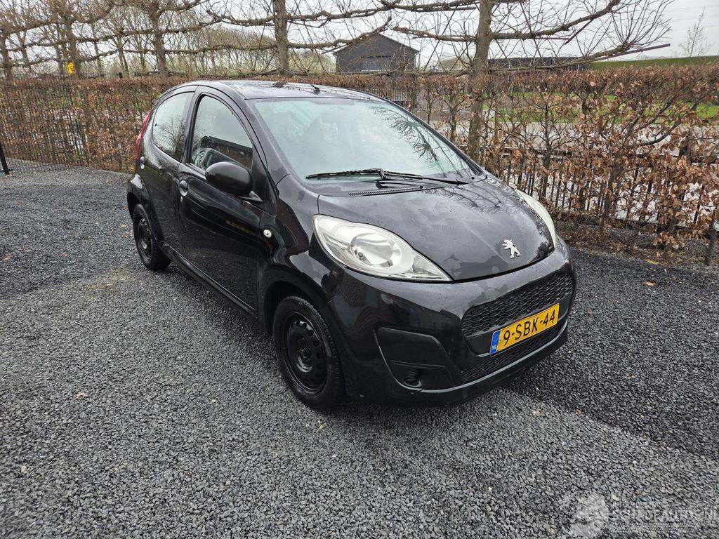 Peugeot 107 Access Accent (bj 2013), Auto diversen, Zwart, Handgeschakeld, 998 cc, Benzine
