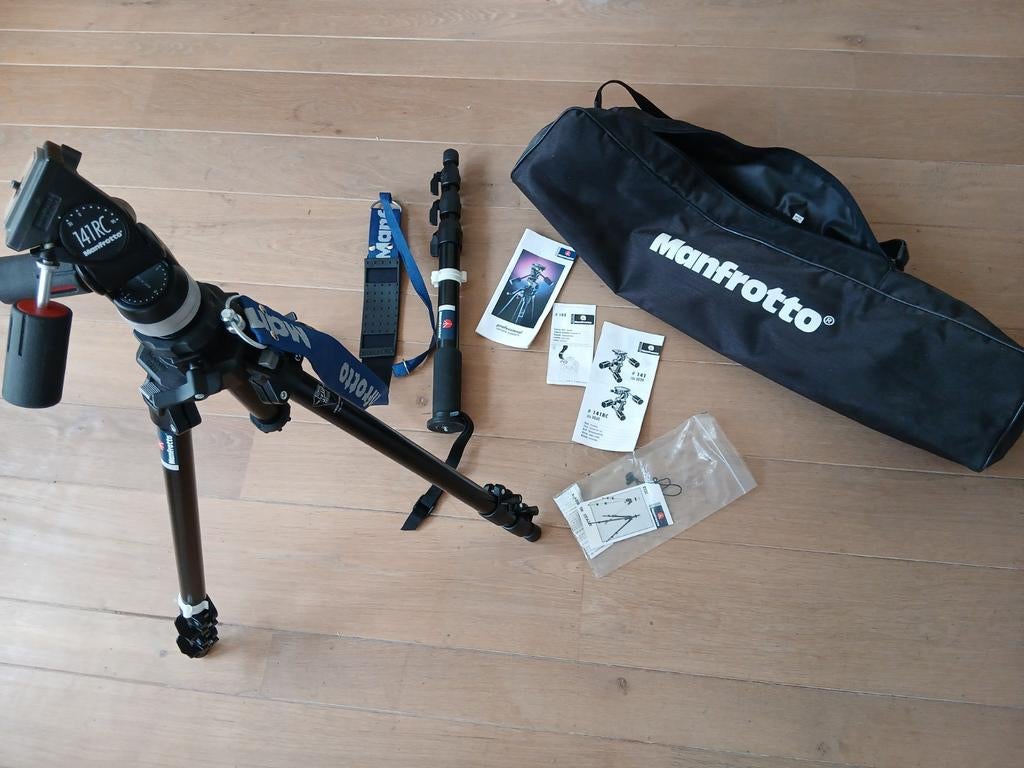 Manfrotto statief in nieuwstaat, Audio, Tv en Foto, Ophalen, Zo goed als nieuw, 175 cm of meer, Driepoot