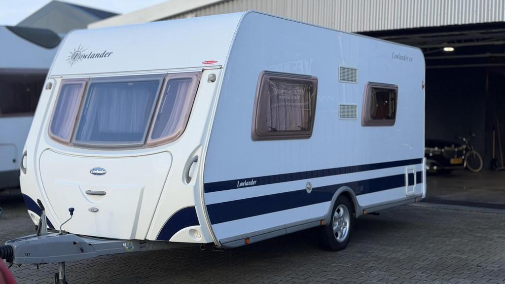 Dethleffs 450 Fietsendrager - Boiler - WC - Enkele bedden, Caravans en Kamperen, Caravans, Dethleffs, Tot en met 2, Dethleffs