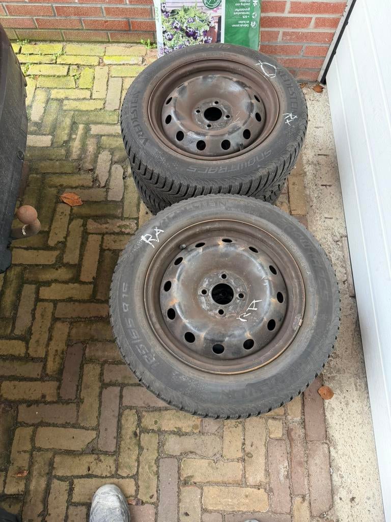 4x100 winterbanden, Auto diversen, Aanhangwagen-onderdelen, Ophalen, Zo goed als nieuw