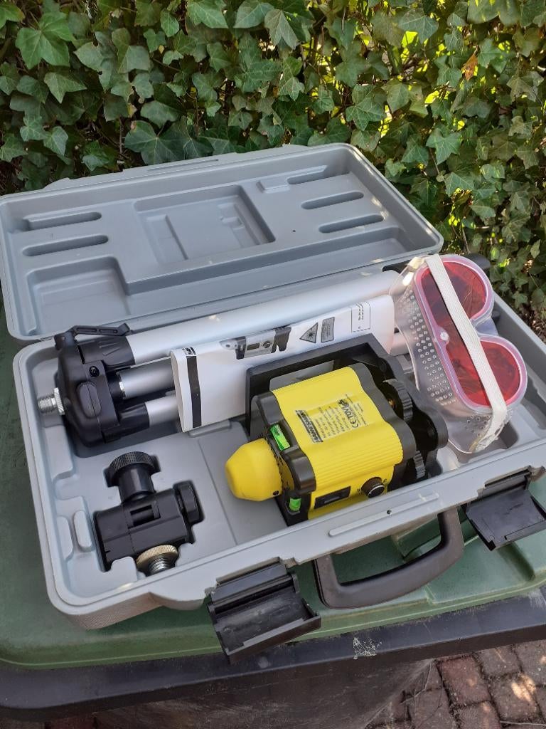 Laser, Doe-het-zelf en Verbouw, Meetapparatuur, Ophalen, Nieuw, Afstand