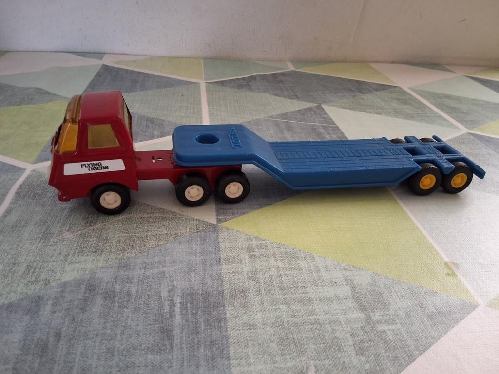 Tonka Flying Tigers vrachtwagen  met aanhanger, Kinderen en Baby's, Speelgoed | Speelgoedvoertuigen, Ophalen of Verzenden, Gebruikt