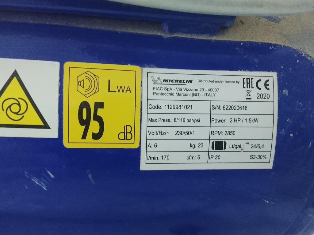 Michelin Luchtcompressor 24L 2HP - Krachtig en Compact, Doe-het-zelf en Verbouw, Compressors, Ophalen, Gebruikt, 6 tot 10 bar