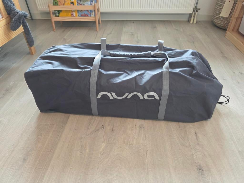 Nuna campingbedje - Zeer gebruiksvriendelijk, Kinderen en Baby's, Babywiegjes en Ledikanten, Ophalen, Zo goed als nieuw