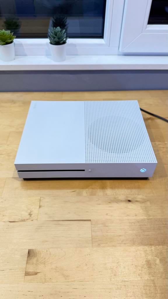 Xbox One S + 2Tb Seagate opslag!, 500 GB, Verzenden, Xbox One S, Zo goed als nieuw