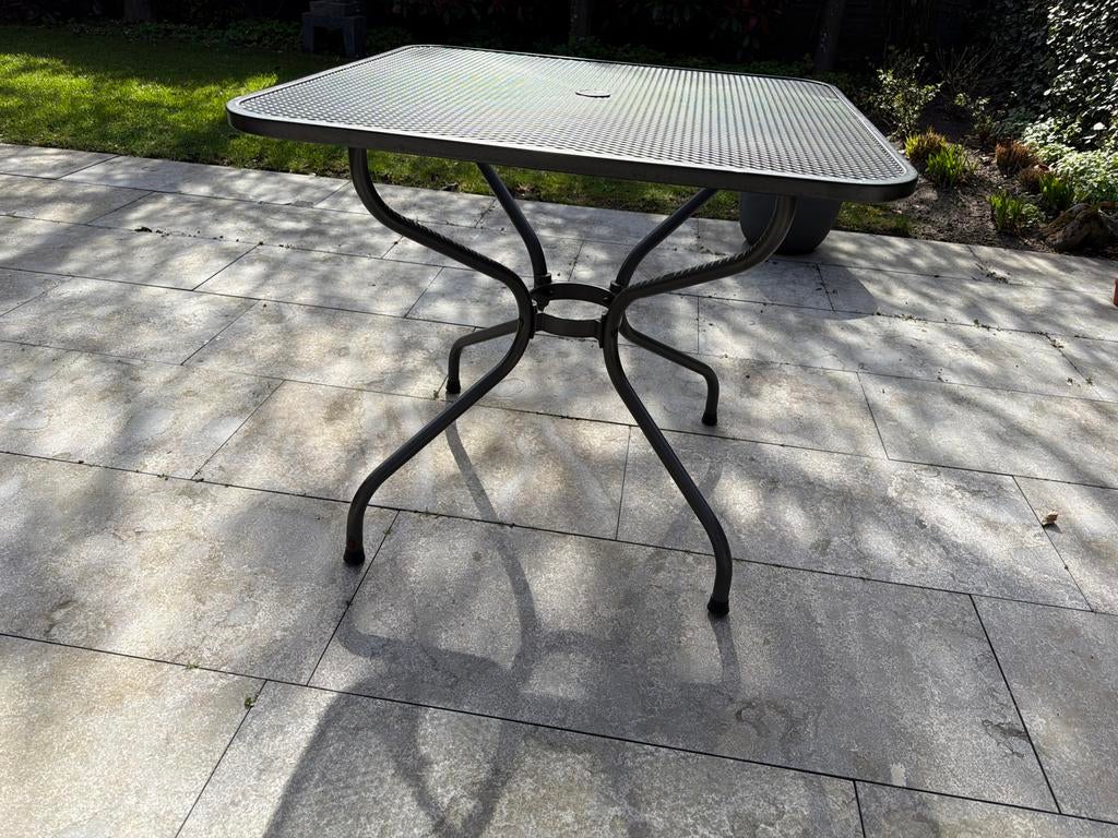 Hartman tuintafel, 80x80, verzonken staal, Ophalen, Gebruikt, Vierkant, Metaal