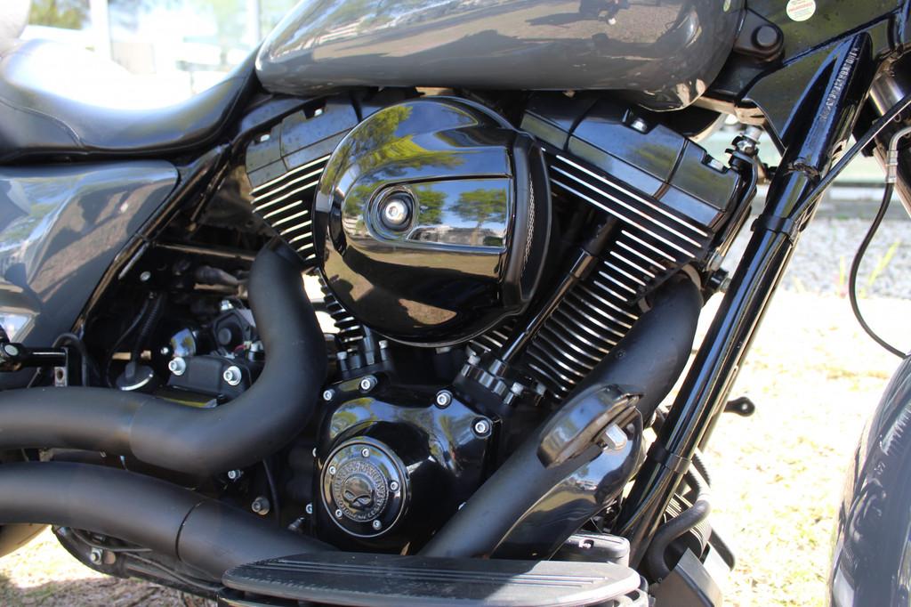 Harley-Davidson Street Glide FLHX - foto 3