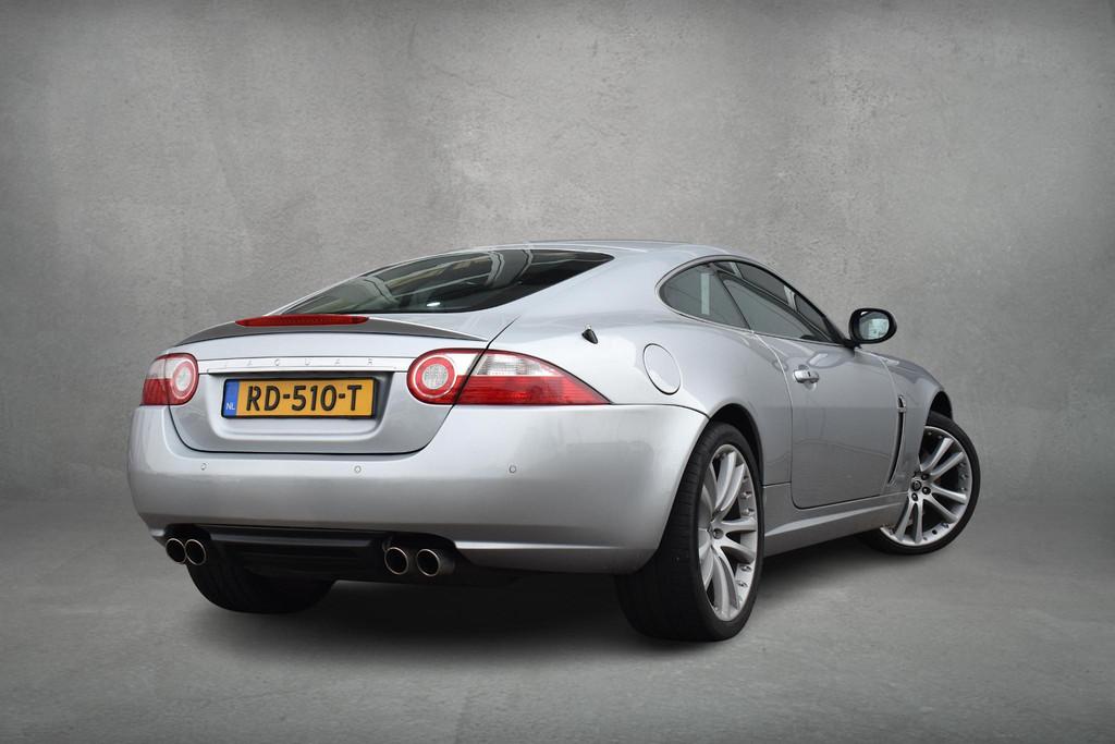 Jaguar XK 4.2 V8 Coupé | Sportuitlaat | 20" | Keyless | Sto, Auto's, Jaguar, Achterwielaandrijving, Gebruikt, 8 cilinders, 4 stoelen