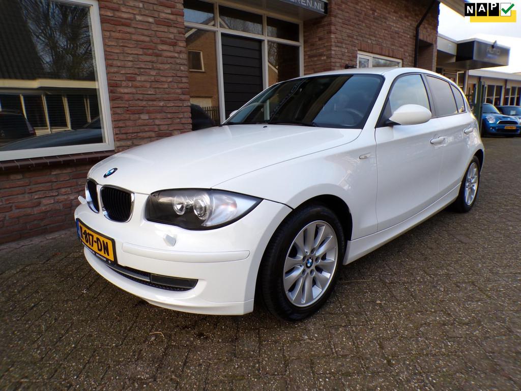 BMW 1-serie 116i, Auto's, 1-Serie, Gebruikt, 4 cilinders, 4 stoelen