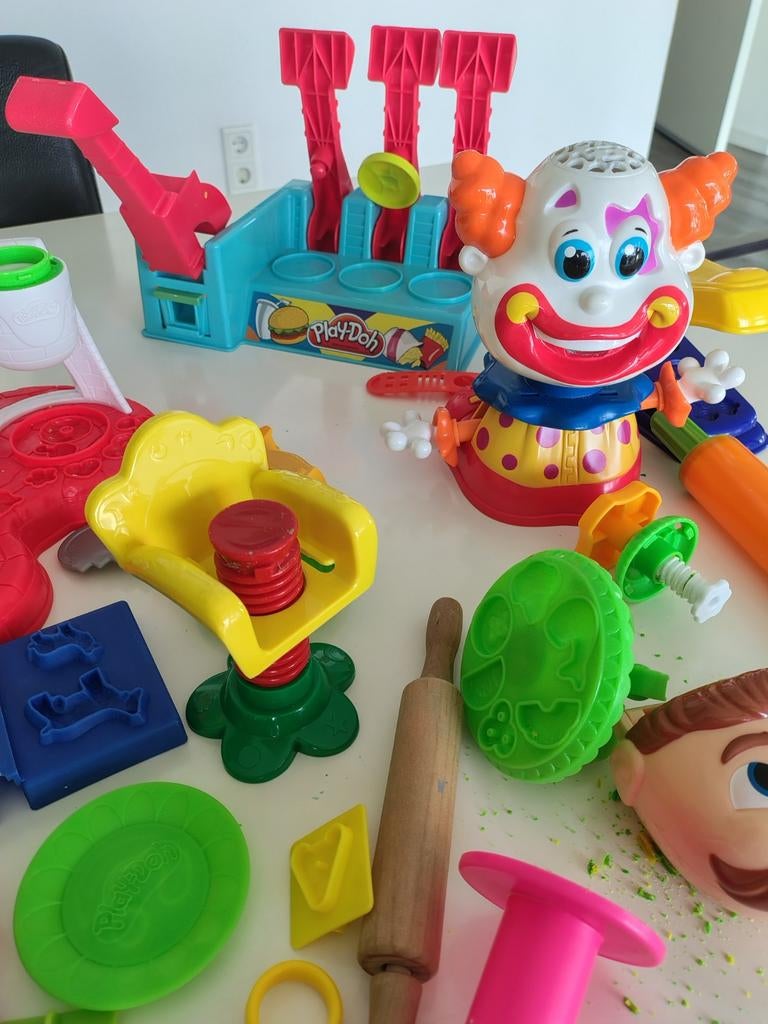 Klei speelgoed, Ophalen