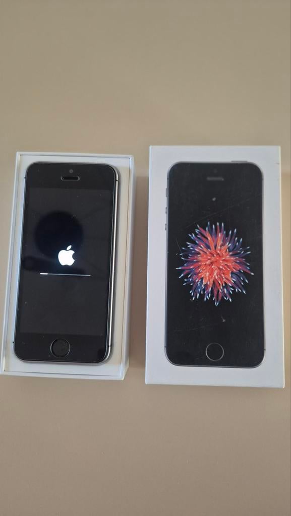 iPhone SE (2016) Space Grey 64GB, Gebruikt, 89 %, IPhone SE (2016), Ophalen of Verzenden