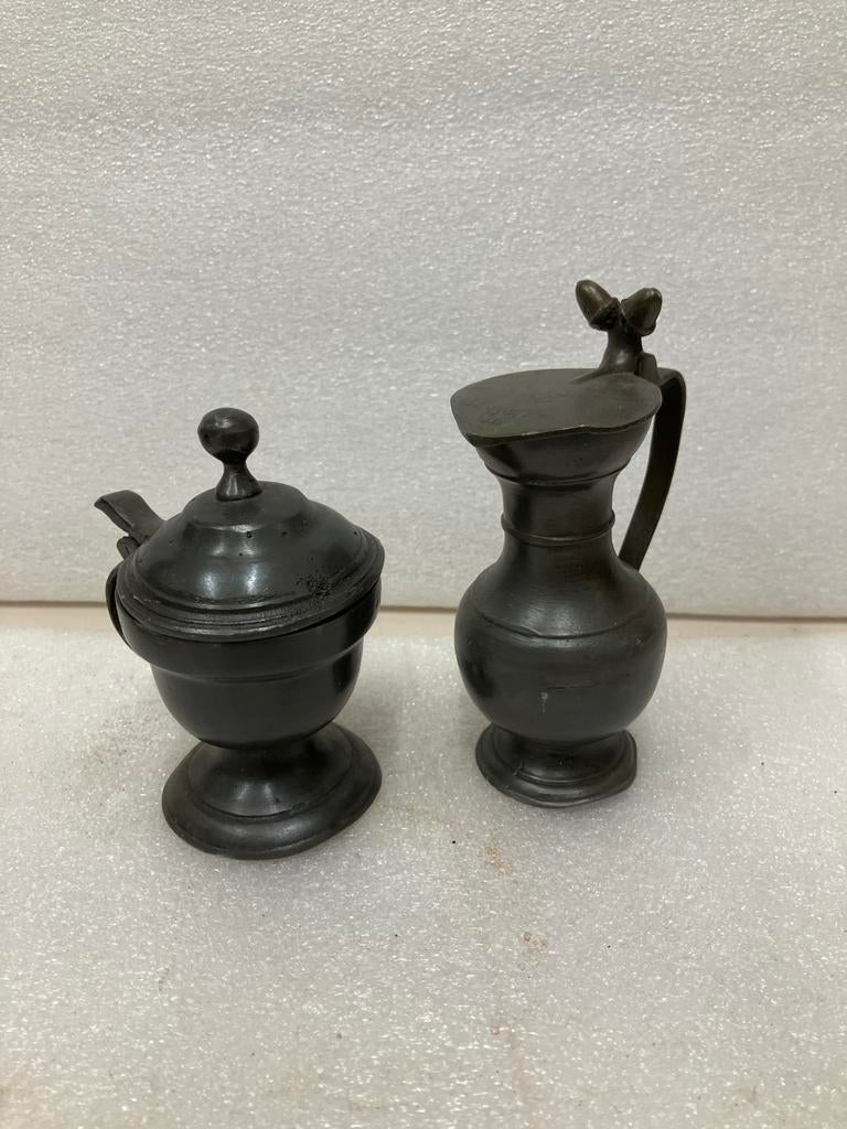 Antieke tinnen kannetjes met engeltjes decoratie, Antiek en Kunst, Antiek | Tin, Ophalen of Verzenden