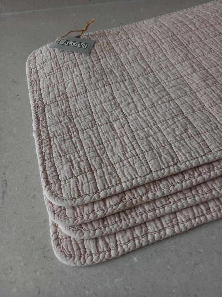 Mrs Bloom - Placemat quilted - oudroze (nieuw), Ophalen of Verzenden, Nieuw, Roze, Placemat