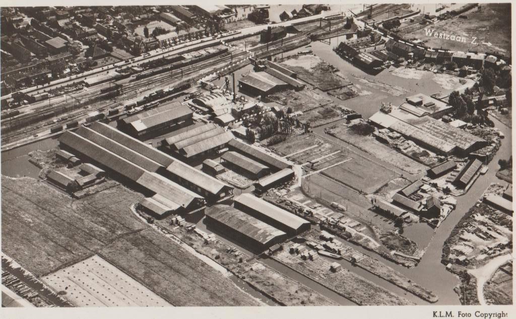 luchtfoto van wessem houthandel loodsen zaandam spoorgebied, Ophalen of Verzenden, Voor 1920, Ongelopen, Noord-Holland