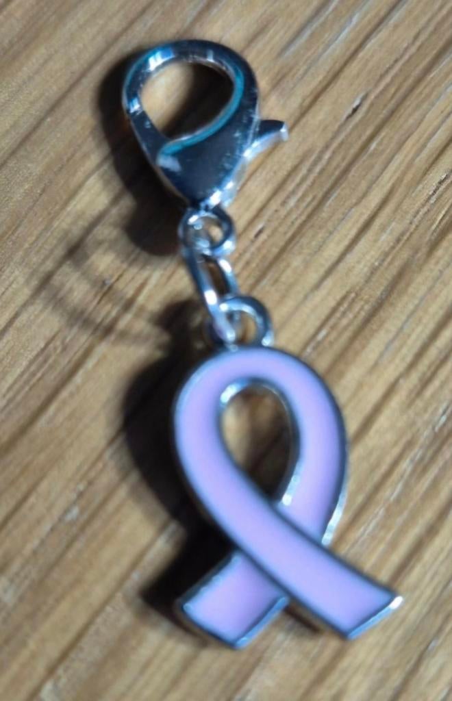 Leuke bedel met clipsluiting, 1 bedel, Ophalen of Verzenden, Zo goed als nieuw