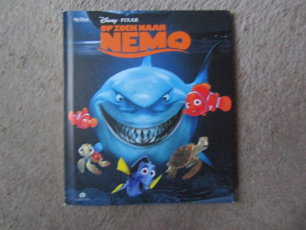 Boek+CD : Op zoek naar Nemo, Ophalen of Verzenden, Gelezen, Disney, Fictie algemeen