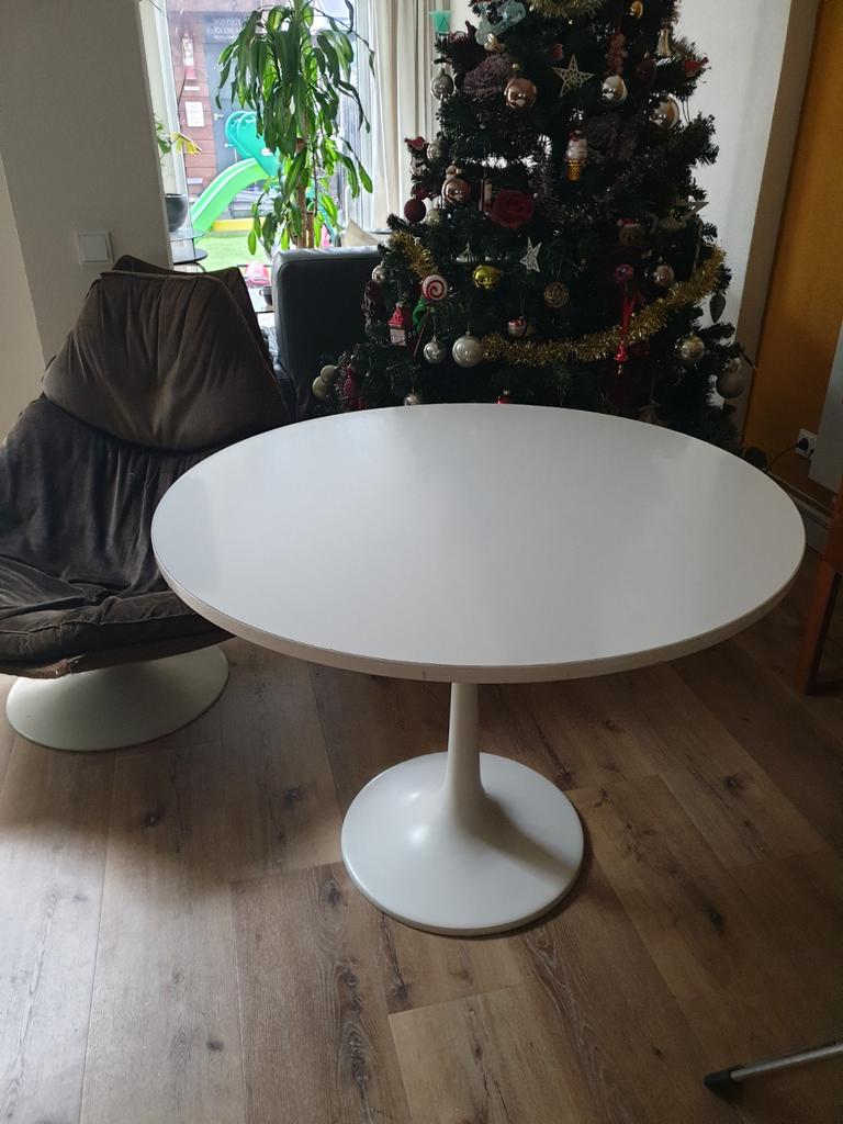 Tulp tafel, Ophalen, Gebruikt, Rond, 75 cm of meer