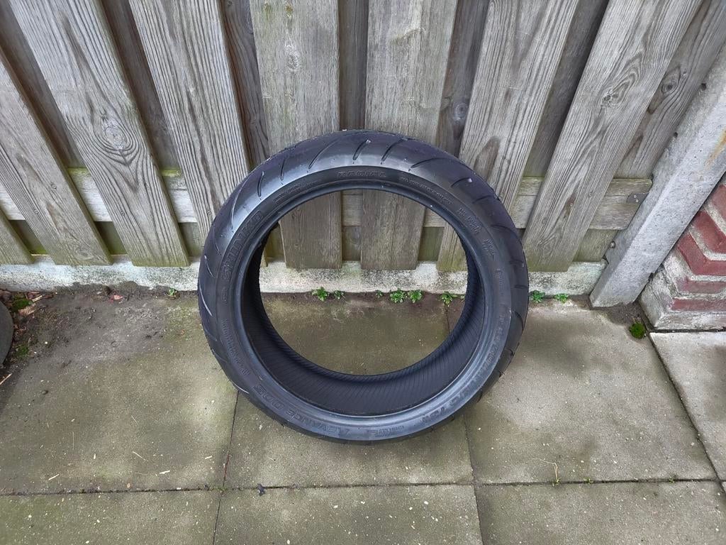 Shinko Smoke Bomb – 190/50R17 – Blauwe rook, Ophalen, Gebruikt