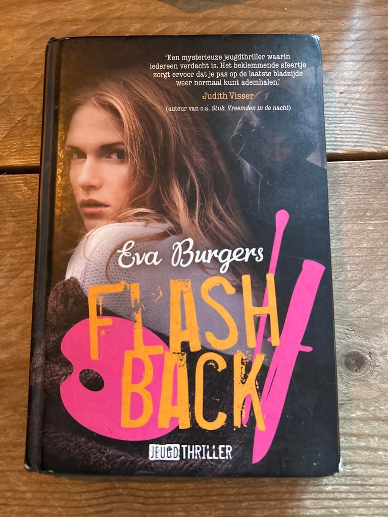 Flashback - Eva Burgers - Jeugdthriller, Boeken, Ophalen of Verzenden, Gelezen, Fictie