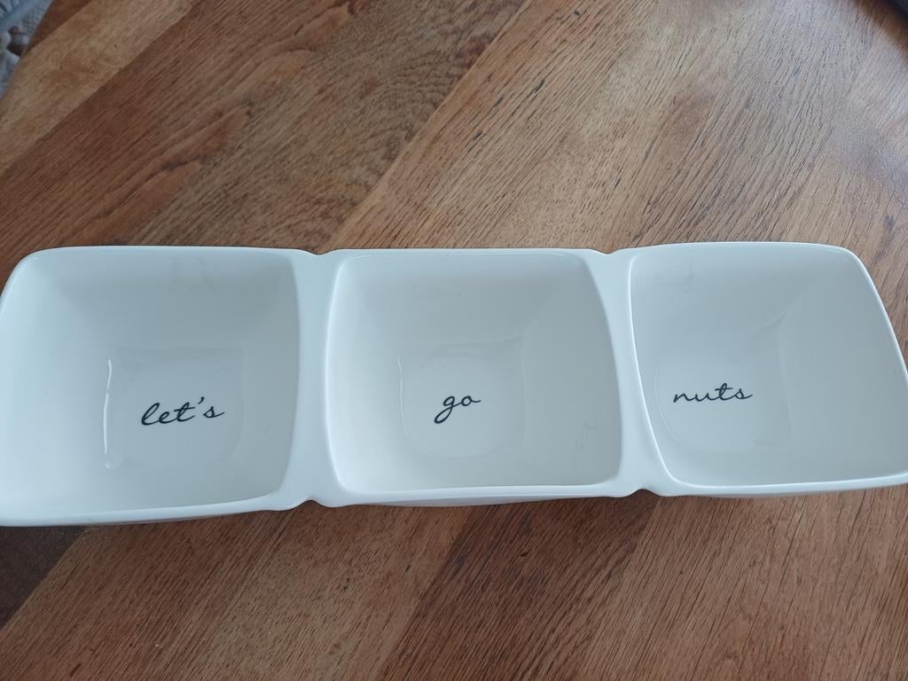 Riviera Maison Notenschaaltje let's go nuts, Keramiek, Ophalen of Verzenden, Effen, Schaal of Schalen