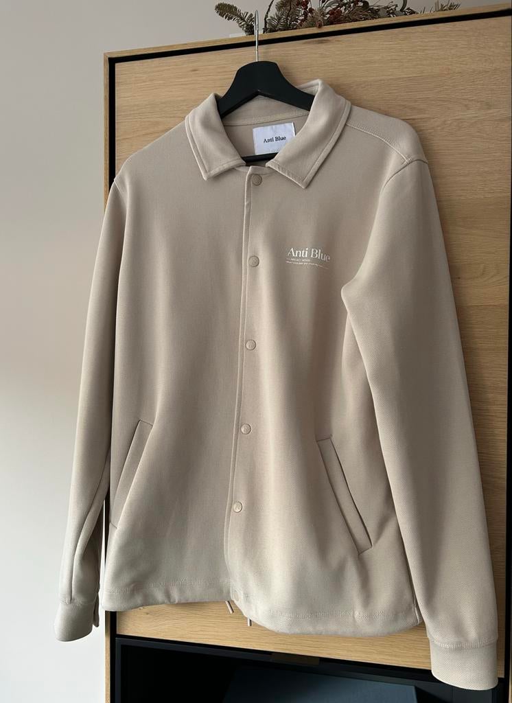 Anti Blue Jasje - Maat M, Ophalen of Verzenden, Zo goed als nieuw, Maat 48/50 (M), Beige