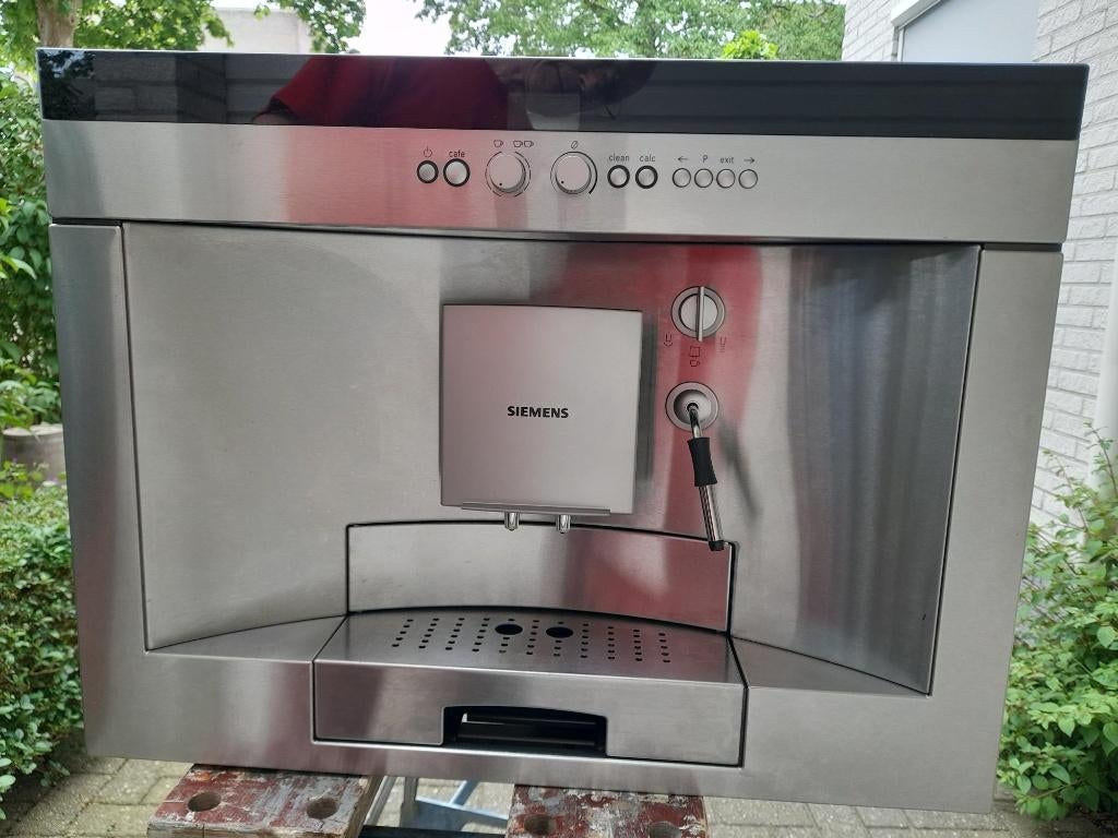 Siemens inbouw koffiemachine TK68E 570 / 571, Witgoed en Apparatuur, Ophalen, Gebruikt, 10 kopjes of meer, Koffiemachine