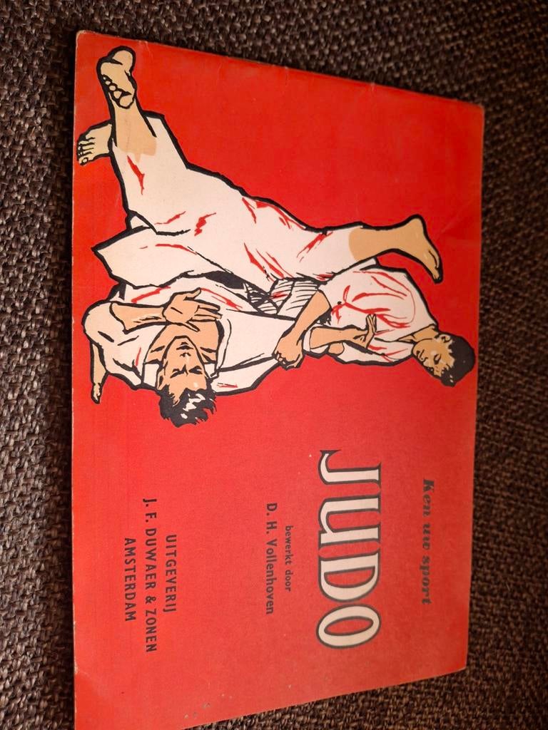Judo boekje ken uw sport, Ophalen of Verzenden, Zo goed als nieuw