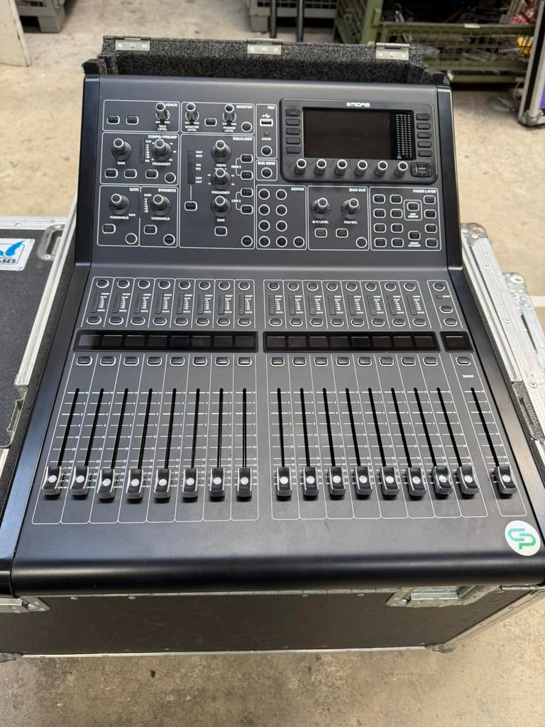 Midas M32R inclusief waves kaart en DL16 stagerack, Muziek en Instrumenten, Mengpanelen, Ophalen, Zo goed als nieuw, 20 kanalen of meer