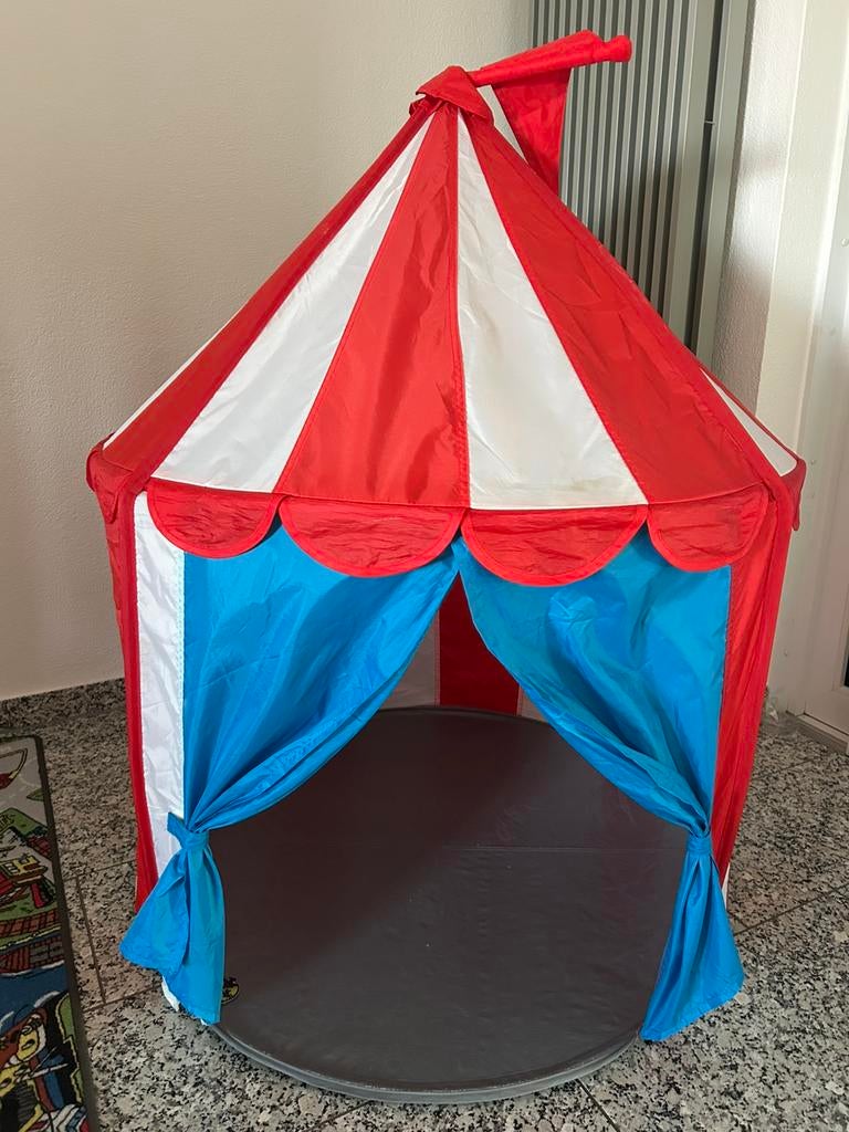 Cirkustält, Ophalen, Zo goed als nieuw