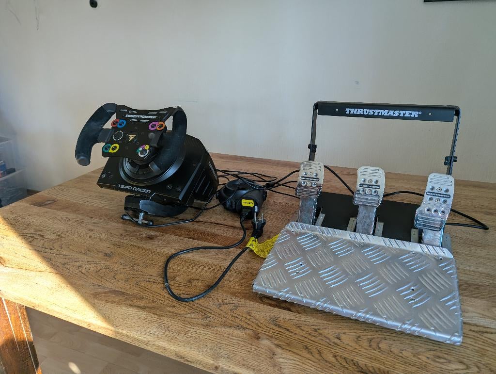 TS-PC Racer Thrustmaster stuur incl. T3-PA pedalen, Spelcomputers en Games, Spelcomputers | Overige Accessoires, Ophalen, Gebruikt