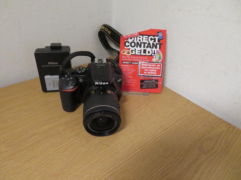 Nikon D5600 Camera & 18-55mm lens | Pawn Eindhoven, Audio, Tv en Foto, Fotocamera's Digitaal, Ophalen, Gebruikt, Spiegelreflex