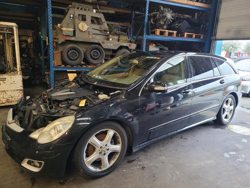 Onderdelen Mercedes Benz R320 CDI 4 matic, Ophalen of Verzenden