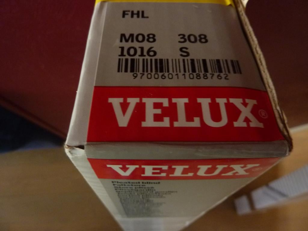 Nieuw Velux handbediend plissé gordijn / FHL M08 ( 78x140 )., Huis en Inrichting, Nieuw, Wit, 100 tot 150 cm, 50 tot 100 cm