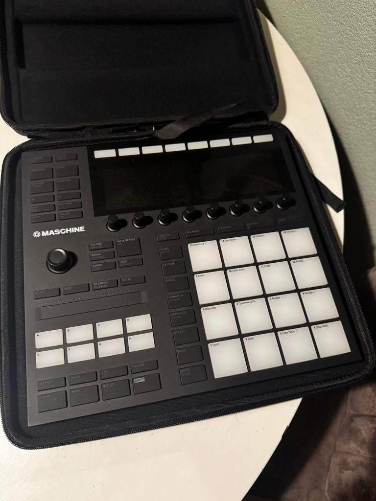 NI Maschine Mk3 inclusief hard case, Ophalen of Verzenden, Gebruikt, Overige merken