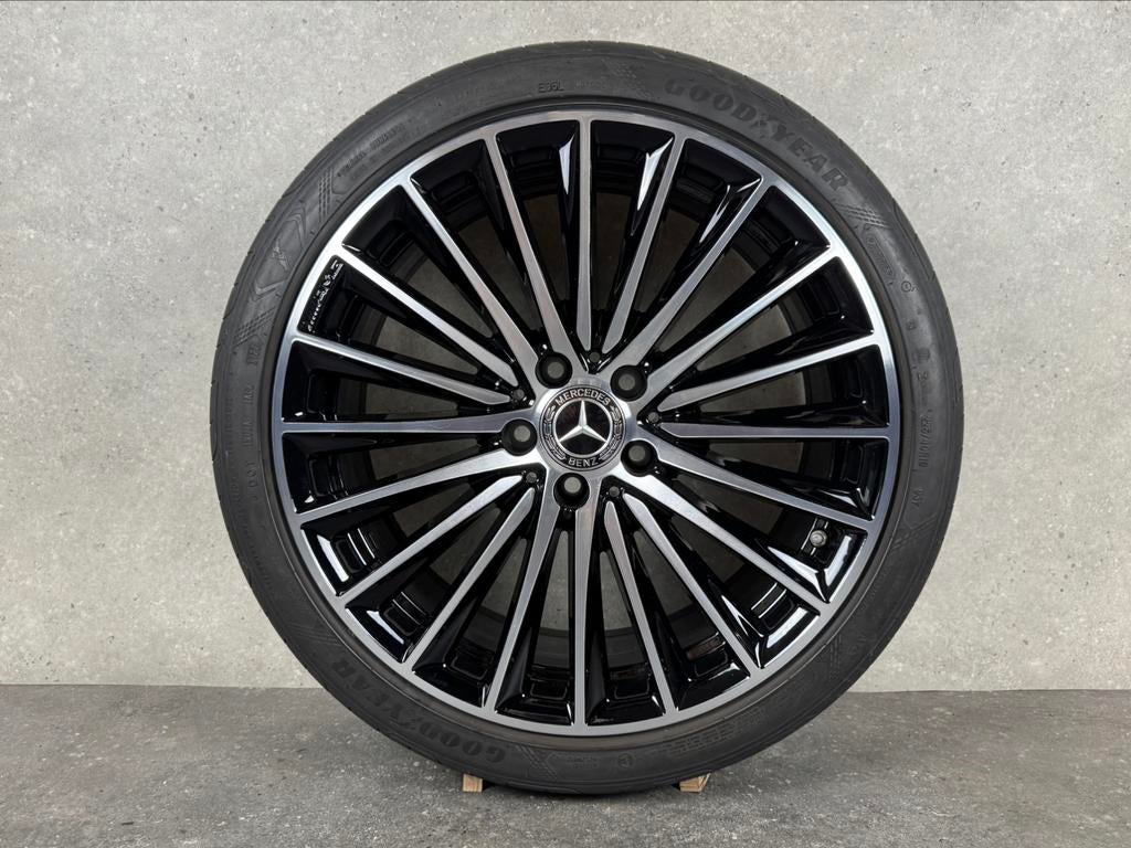Mercedes-Benz C-klasse W206 AMG Velgen 19 INCH WINTER ZOMER, 19 inch, Gebruikt, 255 mm, Banden en Velgen