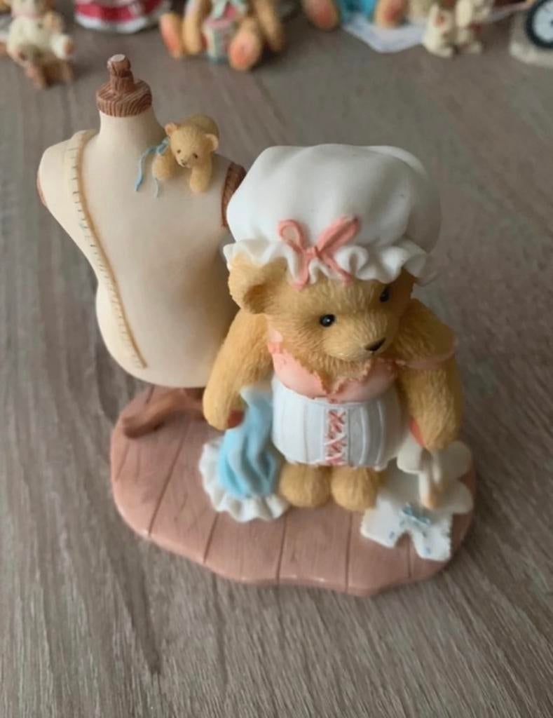 Cherished Teddies Sarah beschadigd, Ophalen of Verzenden, Gebruikt, Beeldje, Cherished Teddies