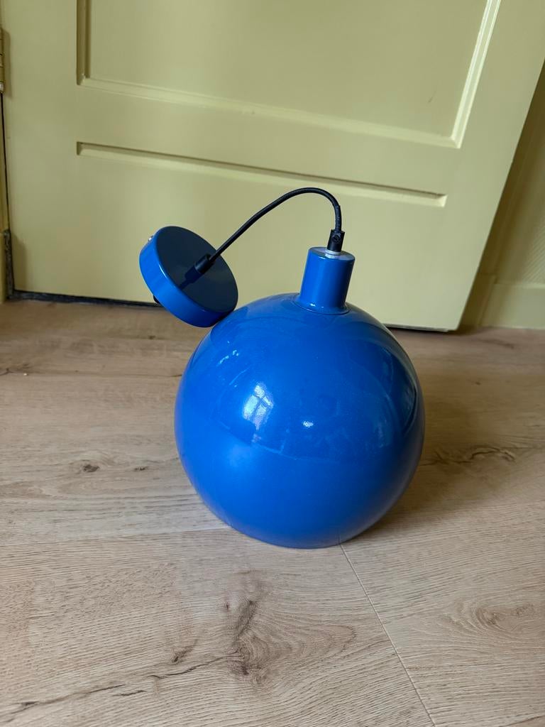 Blauwe hanglamp van Kwantum, Huis en Inrichting, Lampen | Hanglampen, Ophalen, Nieuw, Metaal, Minder dan 50 cm