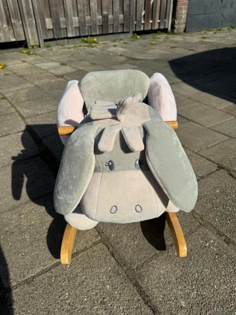 Hobbel stoeltje, Ophalen, Zo goed als nieuw