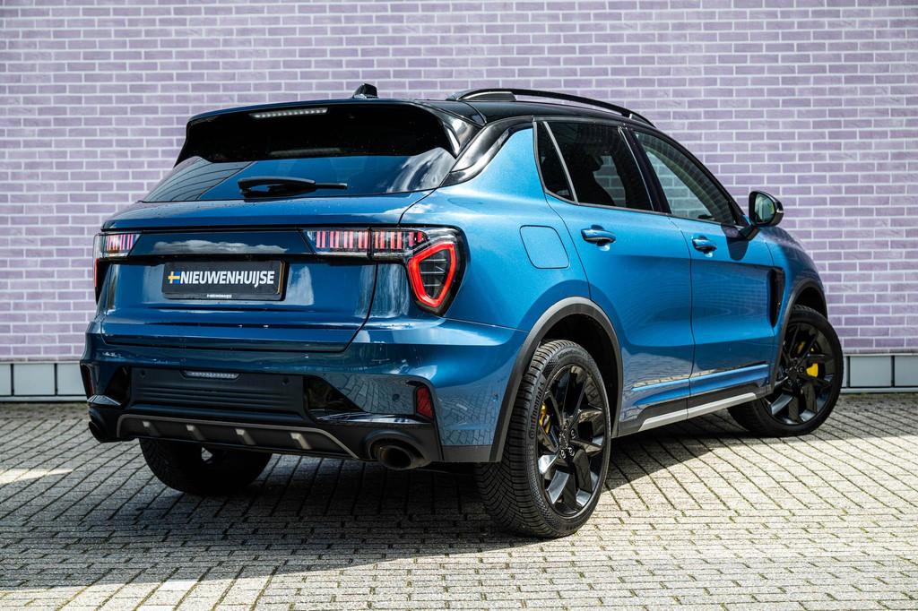 Lynk & Co 01 Plug-in Hybrid 1.5 Black Pack | Lederen bekledi, Blauw, 120 €/maand, Bedrijf, 1854 kg