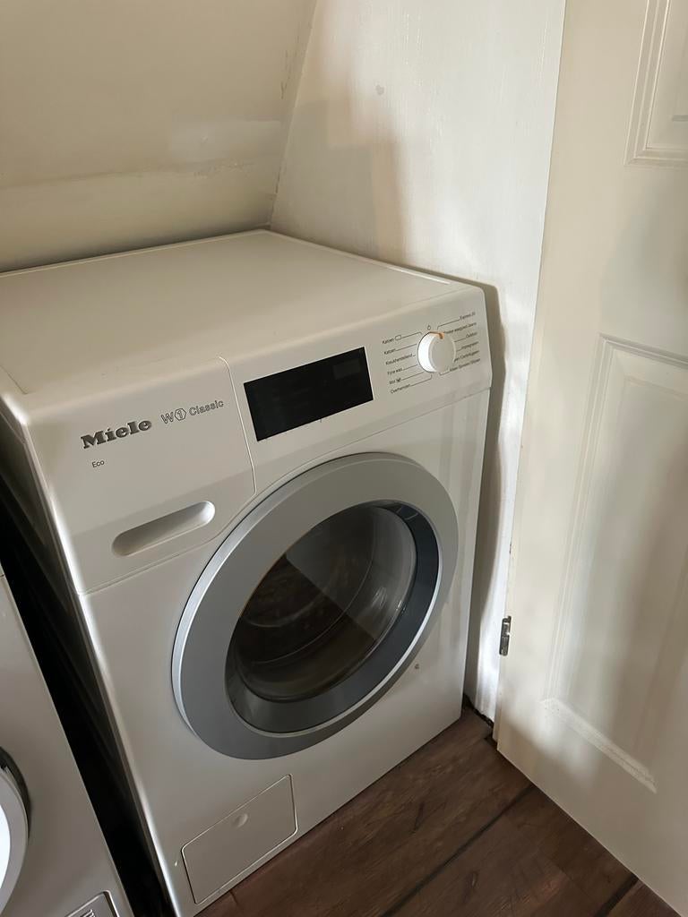 Miele W1 Classic Wasmachine - Ophalen in Amsterdam Centrum, Ophalen, Gebruikt, 85 tot 90 cm, 1200 tot 1600 toeren